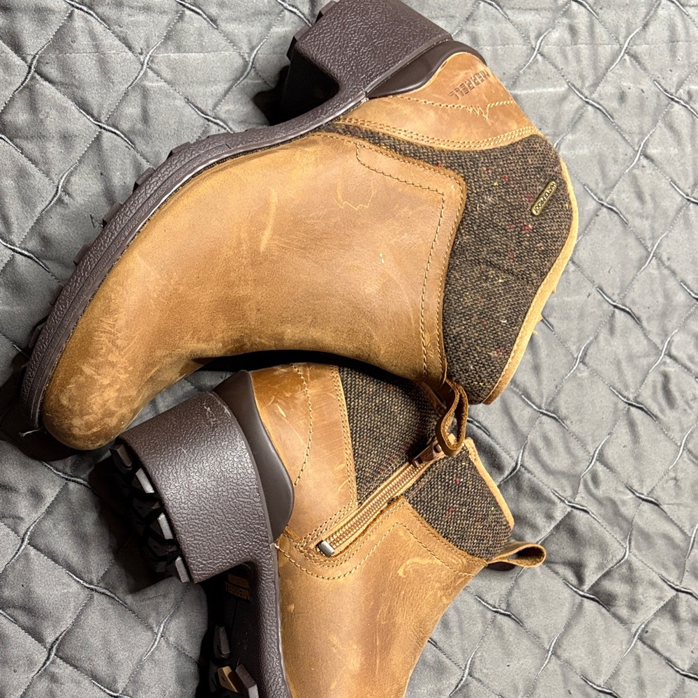 Merrell Tan and Brown waterproof Leather Boots